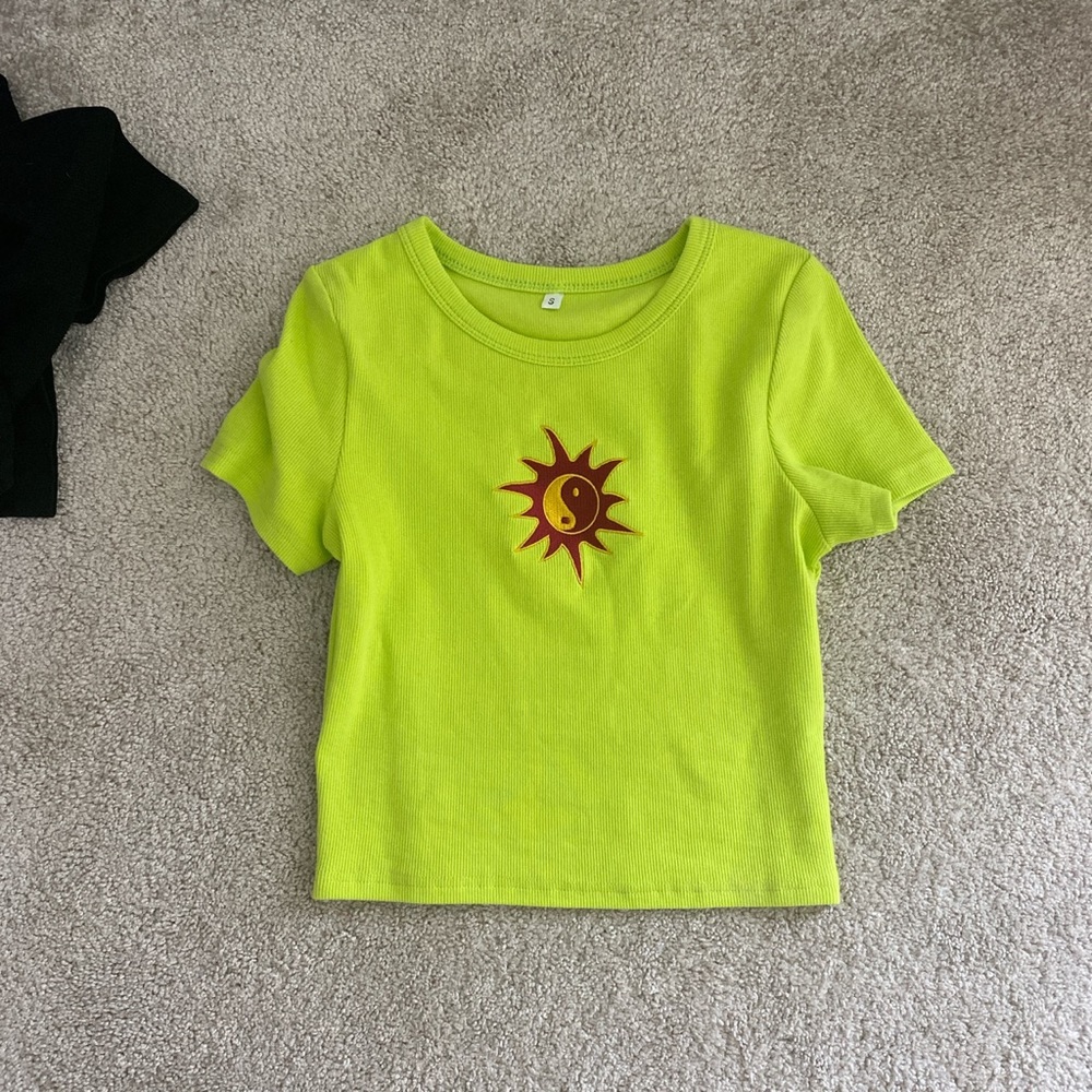 v cute neon shirt